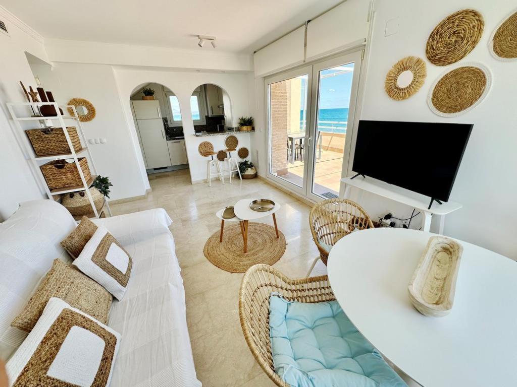 Atico Frontal Al Mar Con Piscina Privada By Homeprive Денія Екстер'єр фото